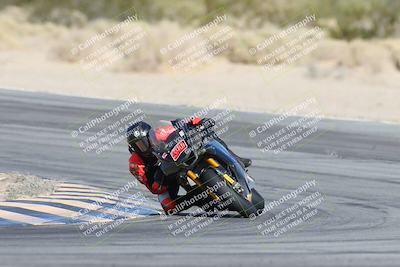 media/Dec-07-2025-CVMA (Sun) [[3e7d2de5dc]]/Race 6-The Shootout/